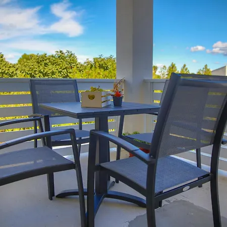 Petra * Opuzen (Dubrovnik-Neretva)