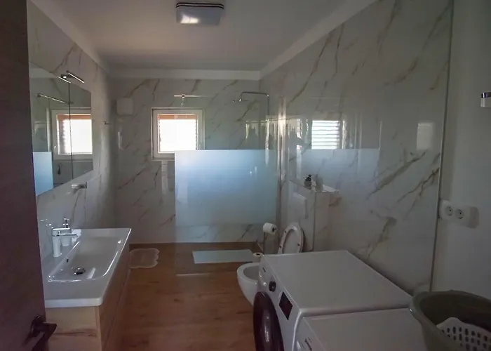 Apartament Petra *