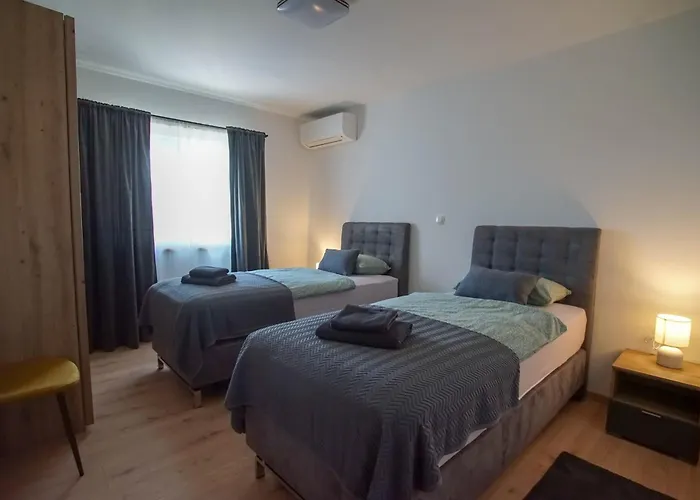 Petra Apartament *