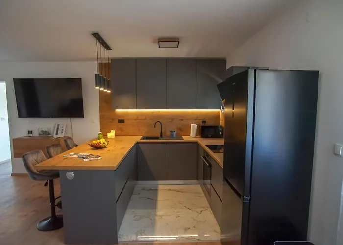 Apartament Petra *
